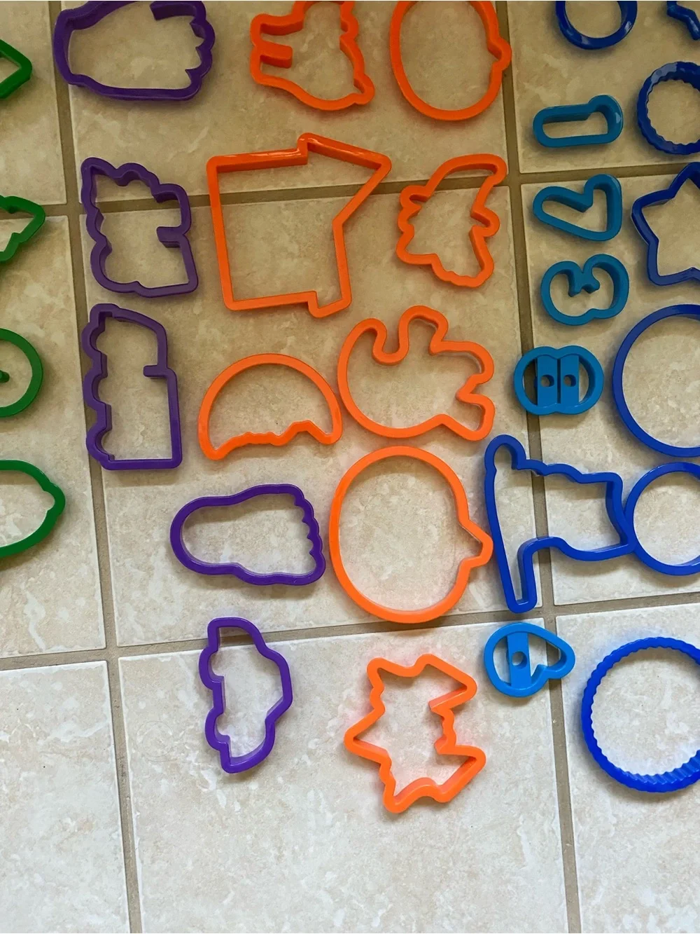 Wilton plastic shape